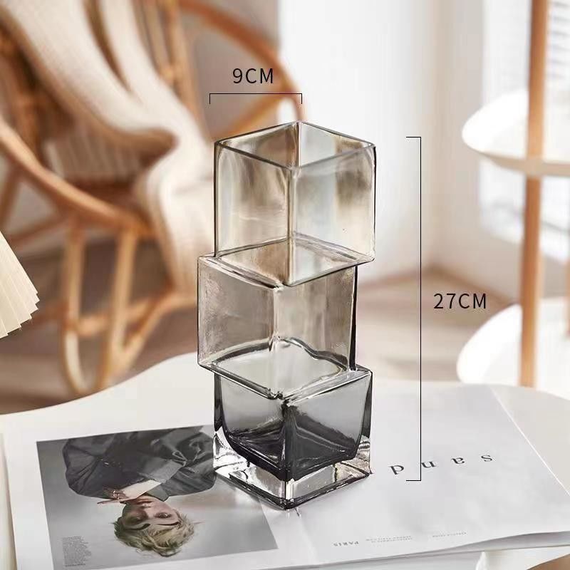 Modern Decorative Glass Vase Elegant Floral Display Centerpiece For Any Setting